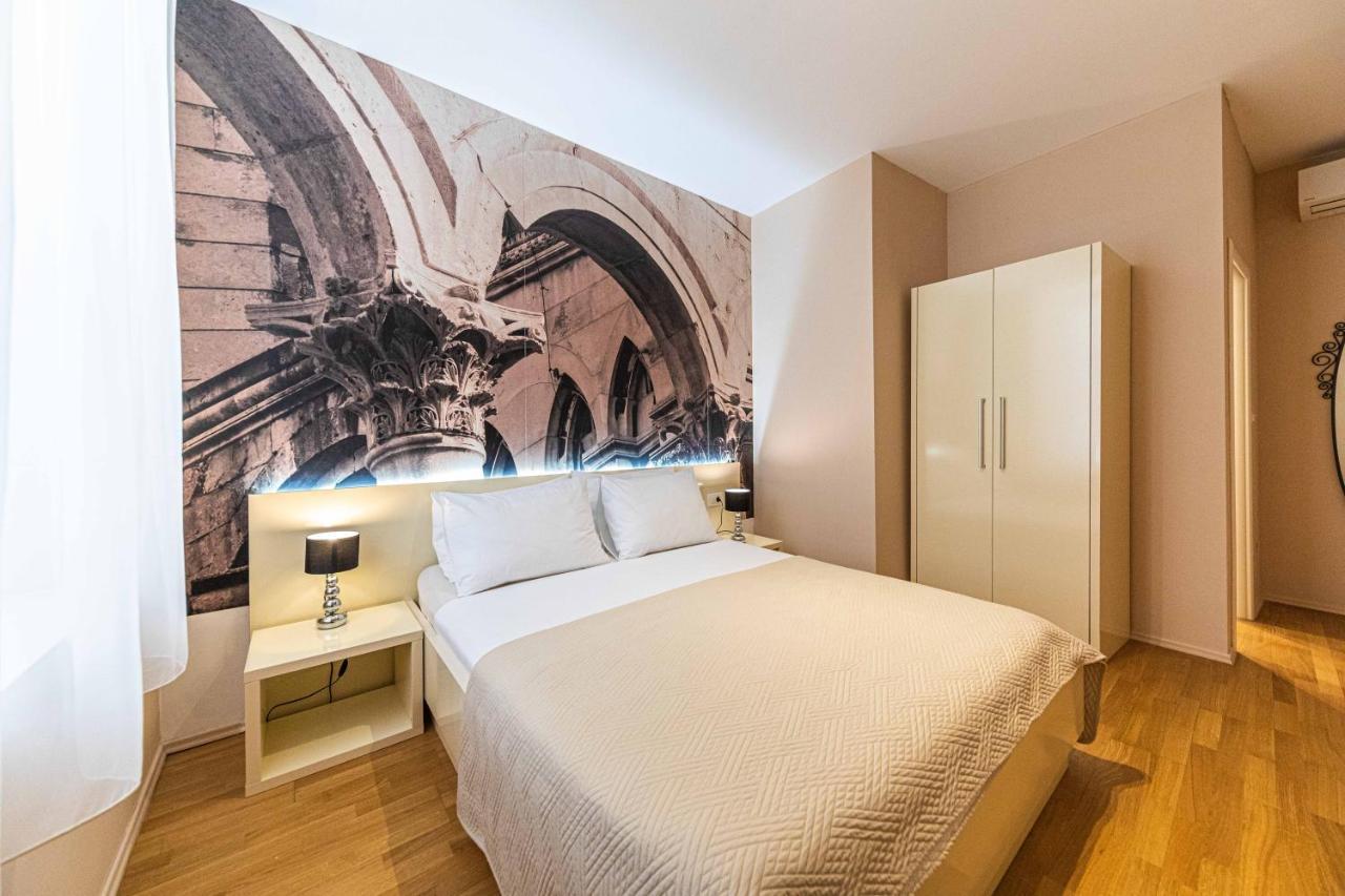 Pjaca City Rooms Split Exterior photo